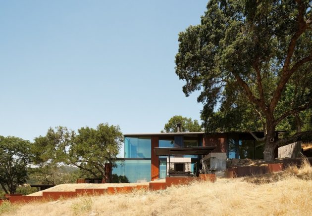 Sonoma Residence by Lundberg Design in California, USA