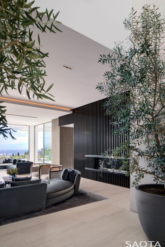 Stradella Residence by SAOTA in Los Angeles, California