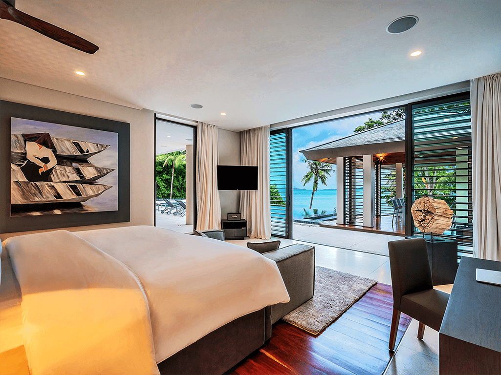 Villa Naam Sawan – Iconic Example of Modern Design Influenced By Traditional Thai Architecture