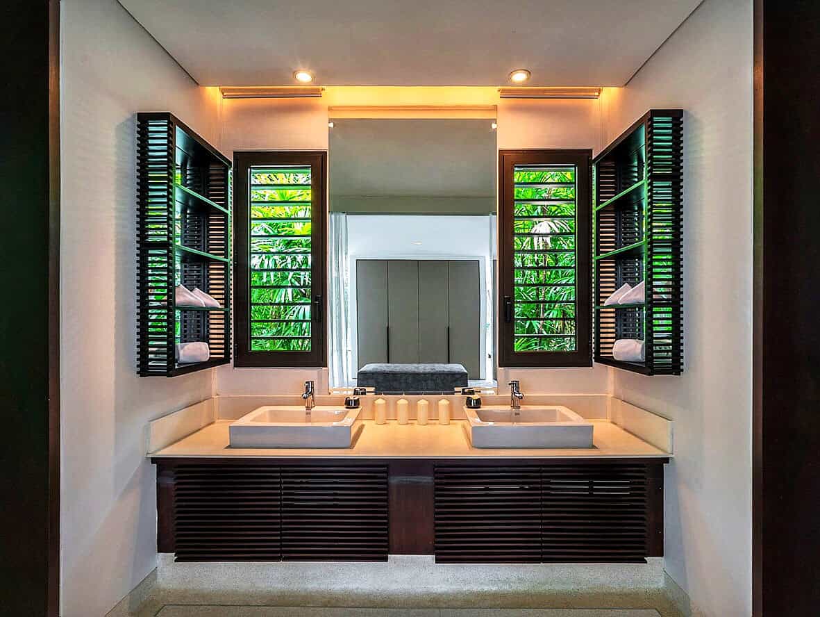 Villa Naam Sawan – Iconic Example of Modern Design Influenced By Traditional Thai Architecture