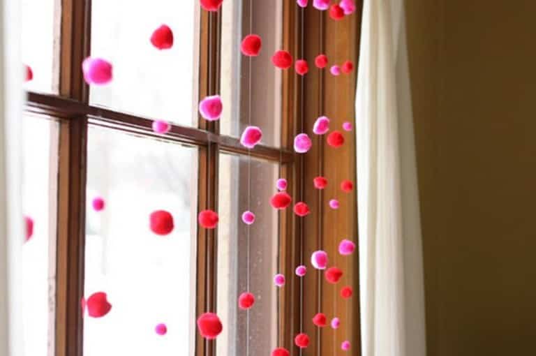 17 Really Amazing DIY Window Decor Ideas That You Can Do For Free 17 Really Amazing DIY Window Decor Ideas That You Can Do For Free