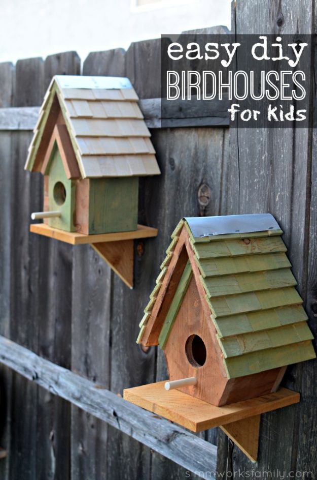 15 Charming DIY Bird House Ideas For Your Backyard