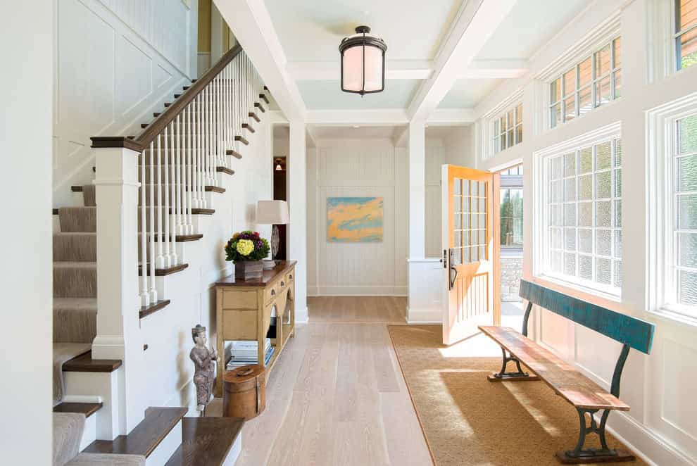 15 Outstanding Traditional Entry Hall Designs You Need To See