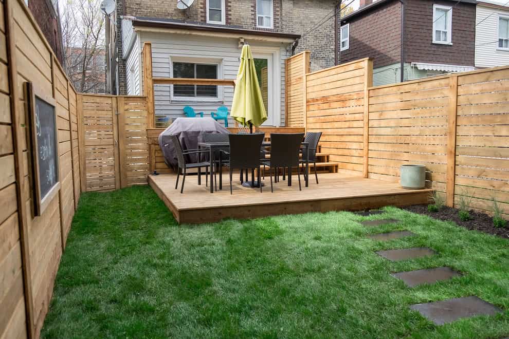 18 Appealing Traditional Deck Designs Your Backyard Needs 18 Appealing Traditional Deck Designs Your Backyard Needs