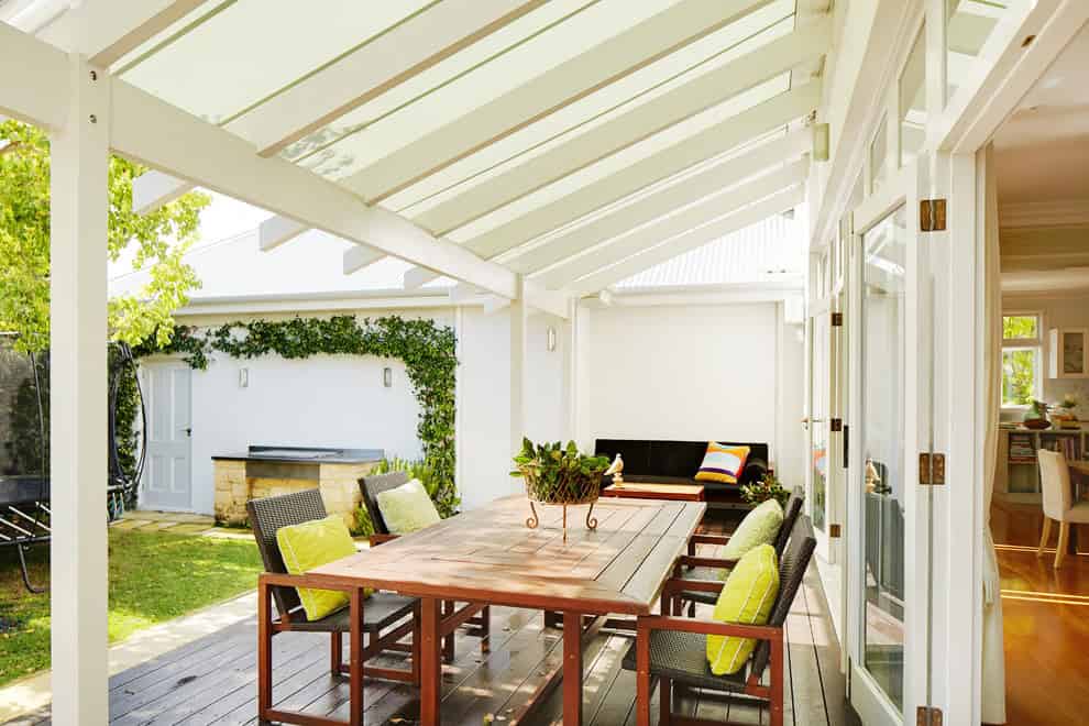 18 Appealing Traditional Deck Designs Your Backyard Needs 18 Appealing Traditional Deck Designs Your Backyard Needs