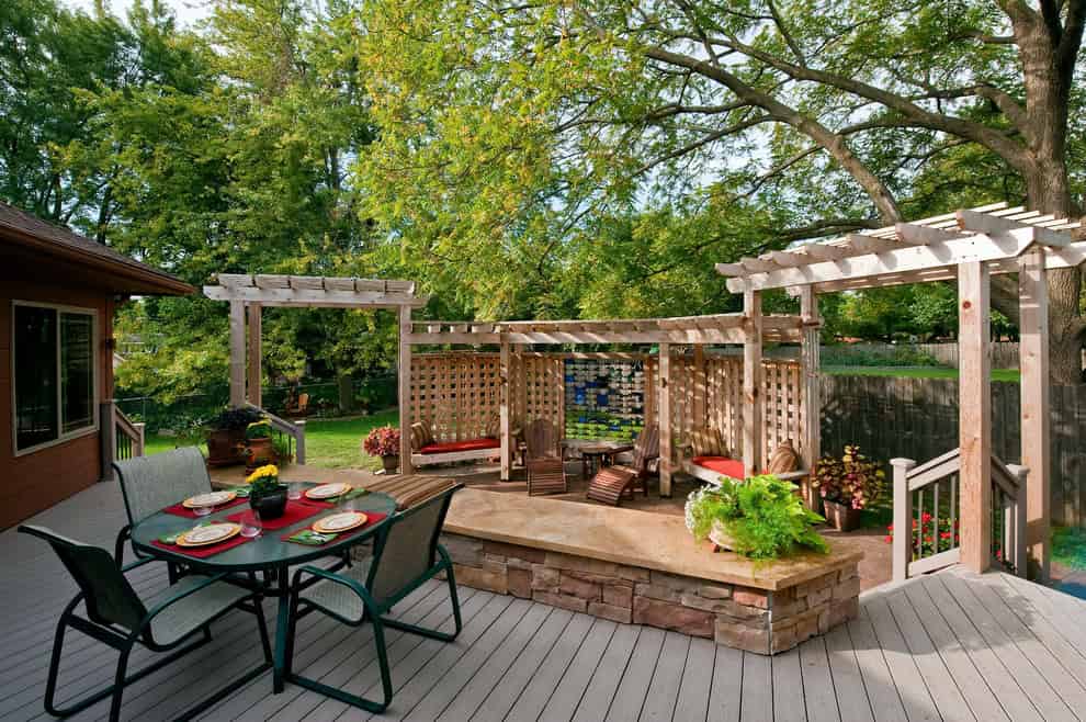 18 Appealing Traditional Deck Designs Your Backyard Needs 18 Appealing Traditional Deck Designs Your Backyard Needs