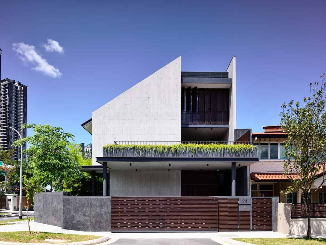 Cascading Courts Residence by HYLA Architects in Singapore