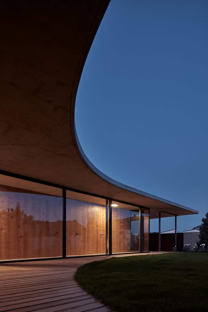 Family House Jarovce by Compass Architekti in Bratislava, Slovenia