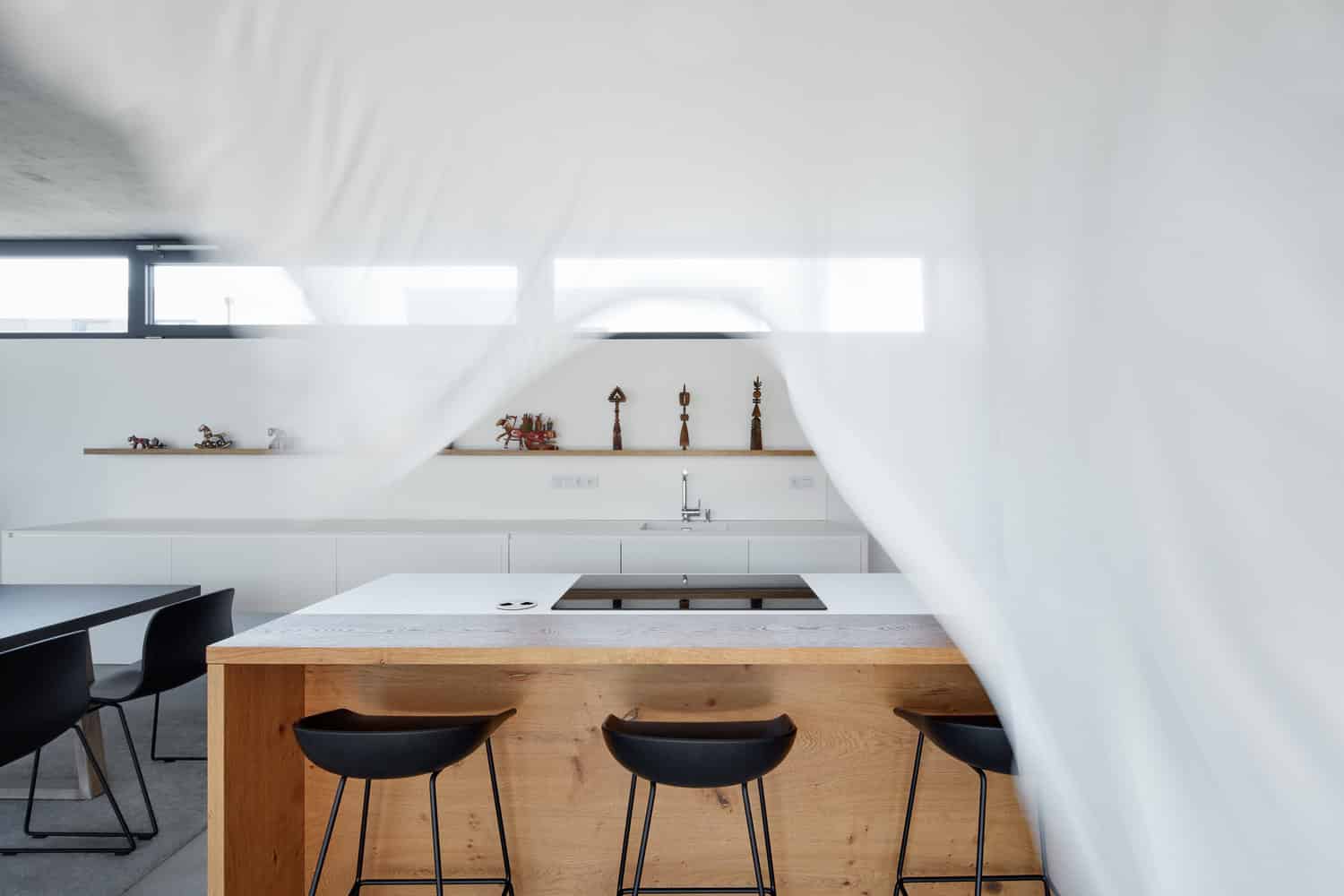 Family House Jarovce by Compass Architekti in Bratislava, Slovenia Family House Jarovce by Compass Architekti in Bratislava, Slovenia