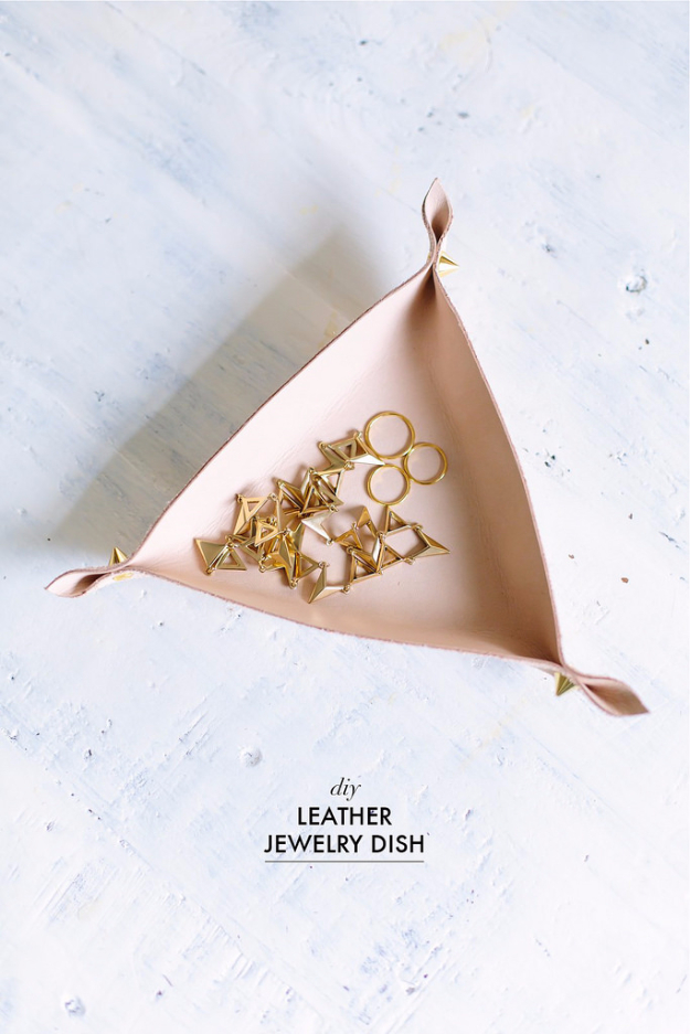 15 Amazing Leather Crafts You'll Want To DIY Instantly