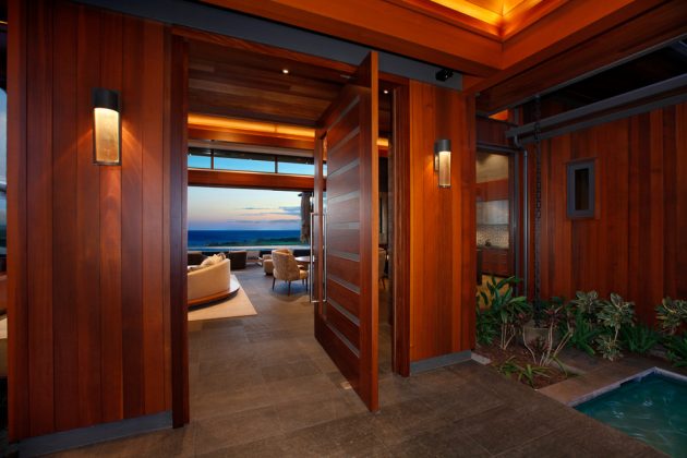 15 Splendid Tropical Entrance Designs That Will Take Your Breath Away