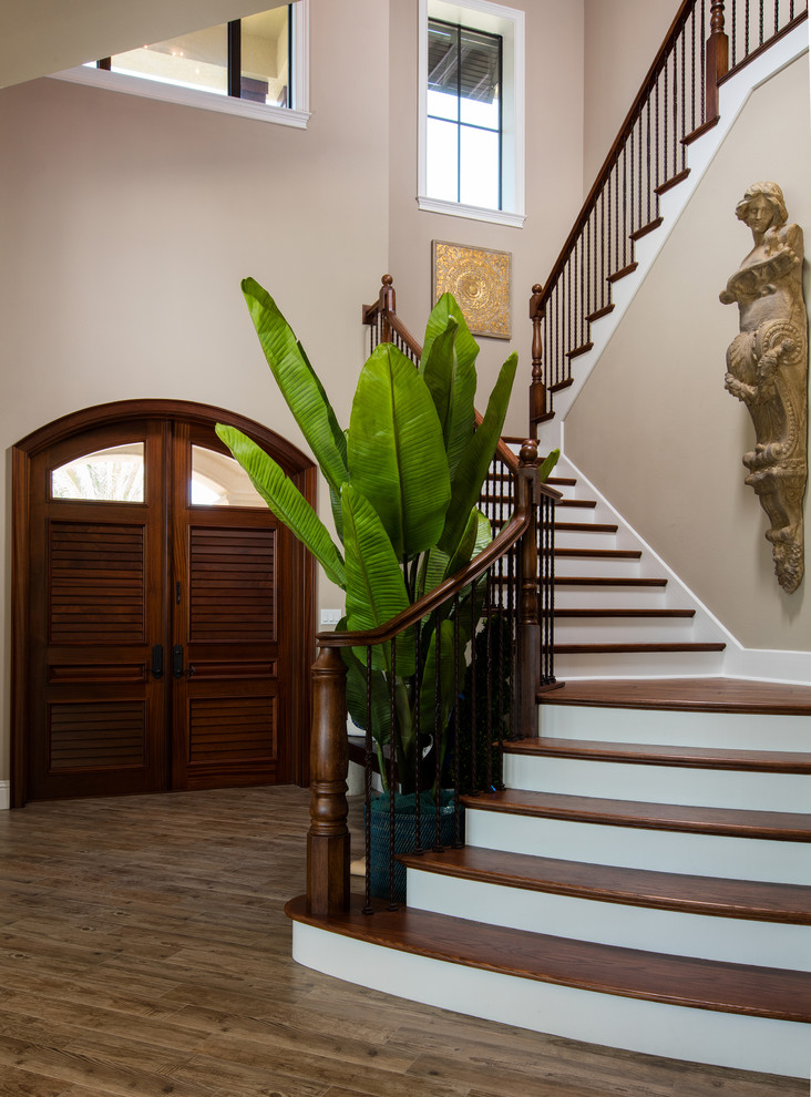 17 Fabulous Tropical Staircase Designs You'll Fall In Love With