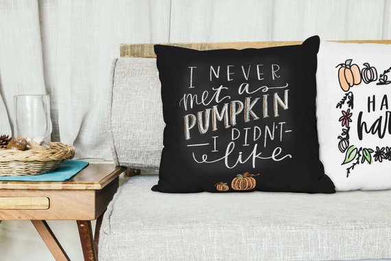 18 Adorable Handmade Fall Pillow Designs You'll Simply Fall In Love With