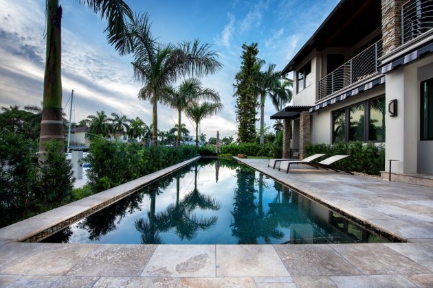 20 Mesmerizing Tropical Swimming Pool Designs That Will Take Your ...