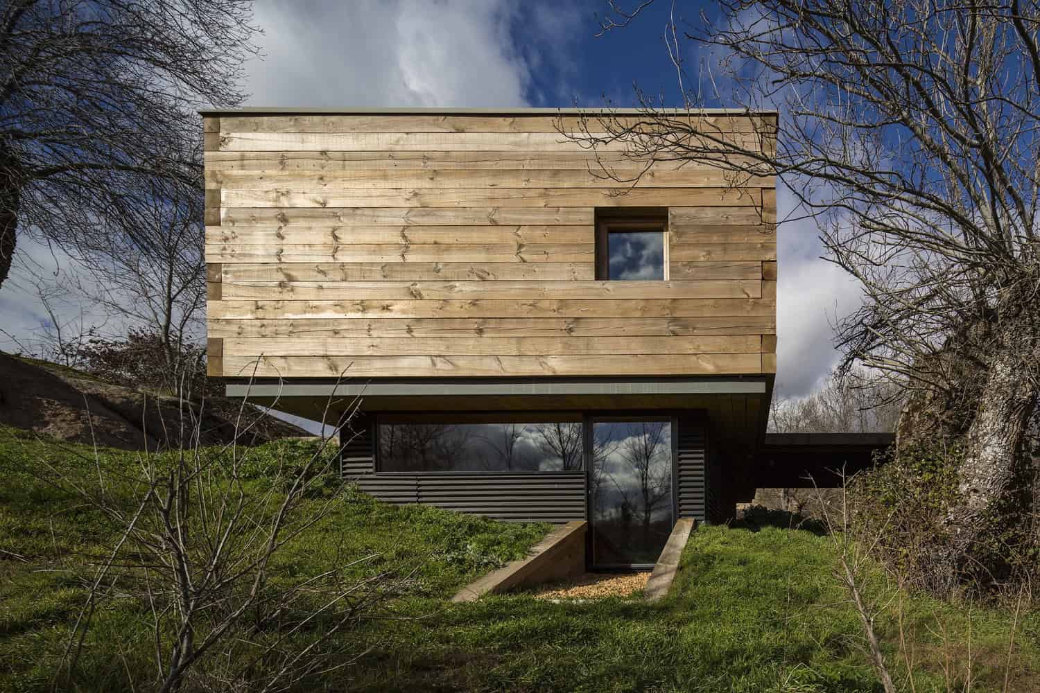 B House by CH+QS Arquitectos in Segovia, Spain B House by CH+QS Arquitectos in Segovia, Spain