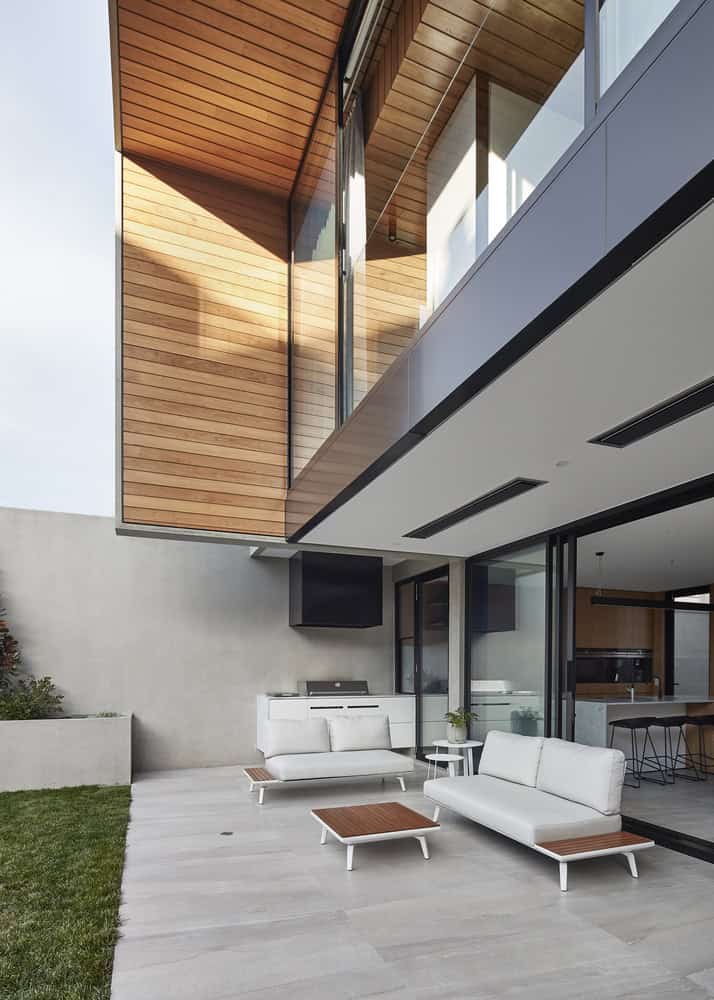 Bloomfield House by FGR Architects in Ascot Vale, Australia
