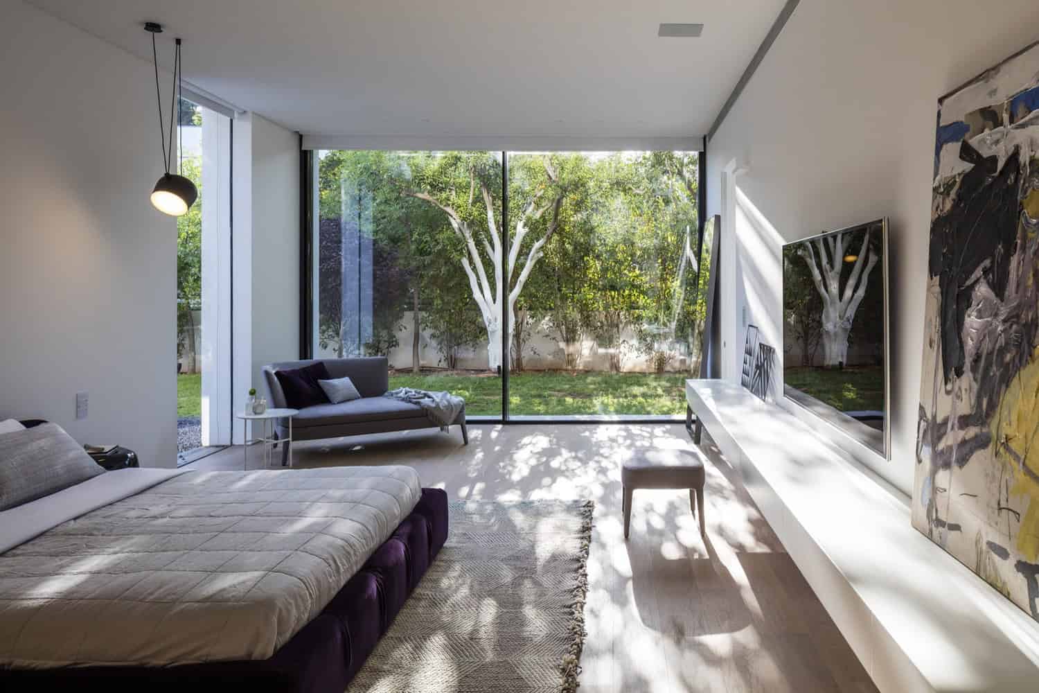 F House by Pitsou Kedem Architects in Savyon, Israel