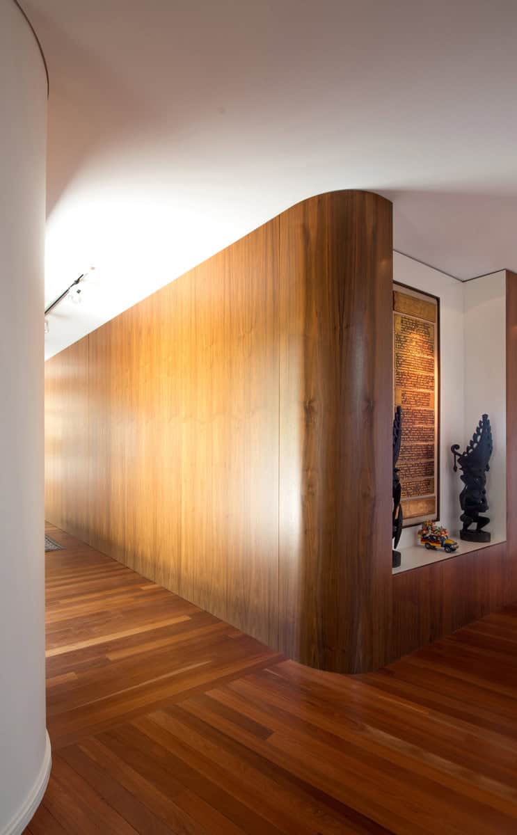 High Country House by Luigi Rosselli Architects in Armidale, Australia