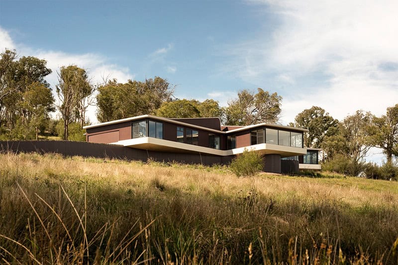 High Country House by Luigi Rosselli Architects in Armidale, Australia