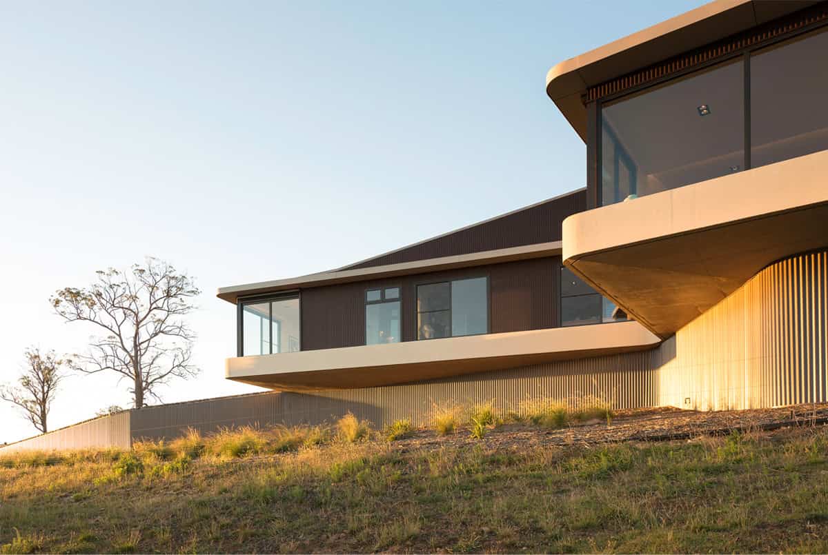 High Country House by Luigi Rosselli Architects in Armidale, Australia