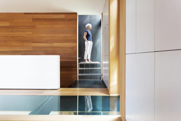 House of a Sculptor by YH2 Architecture in East Bolton, Canada