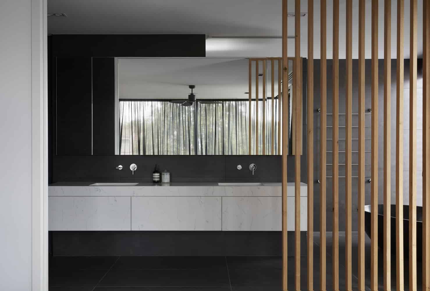 Quarry House by Finnis Architects in Brighton, Australia Quarry House by Finnis Architects in Brighton, Australia