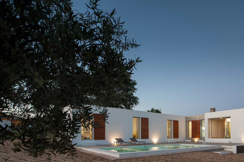 Ring House by Vasco Cabral + Sofia Saraiva in Santarem, Portugal