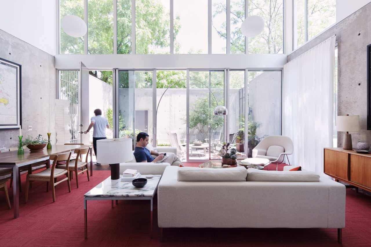 B+W House by Julie Snow Architects in Minneapolis, Minnesota