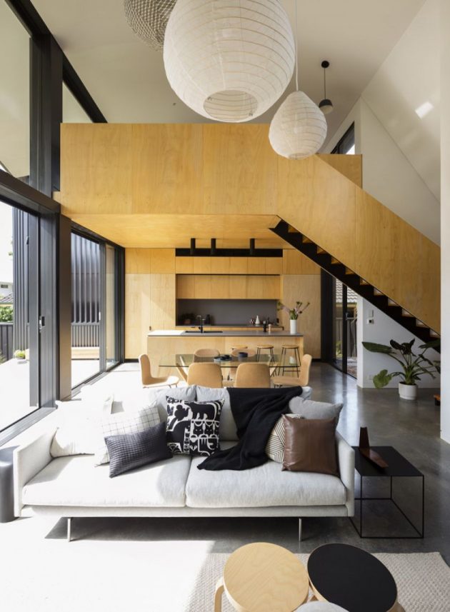 Binary House by Christopher Polly Architect in Sydney, Australia