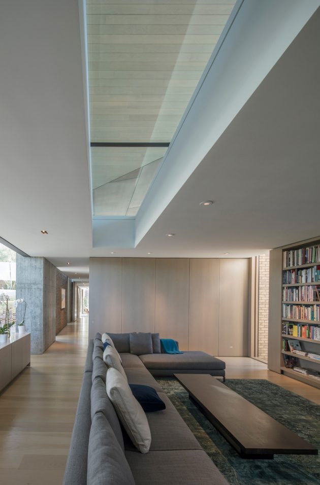 Ghost Wash House by Architecture-Infrastructure-Research in Paradise Valley, Arizona