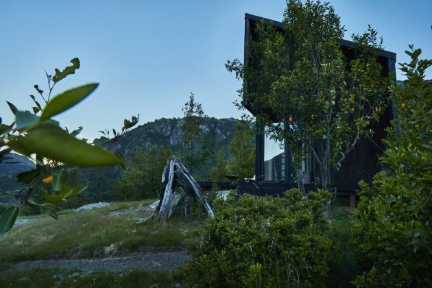 House GZ2 by Paul Steel Bouza Arquitecto in Futaleufu, Chile