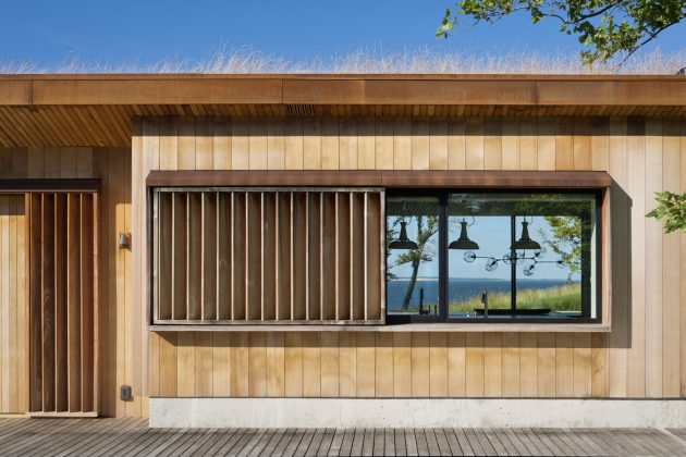 Peconic House by Studio Mapos in Hampton Bays, New York