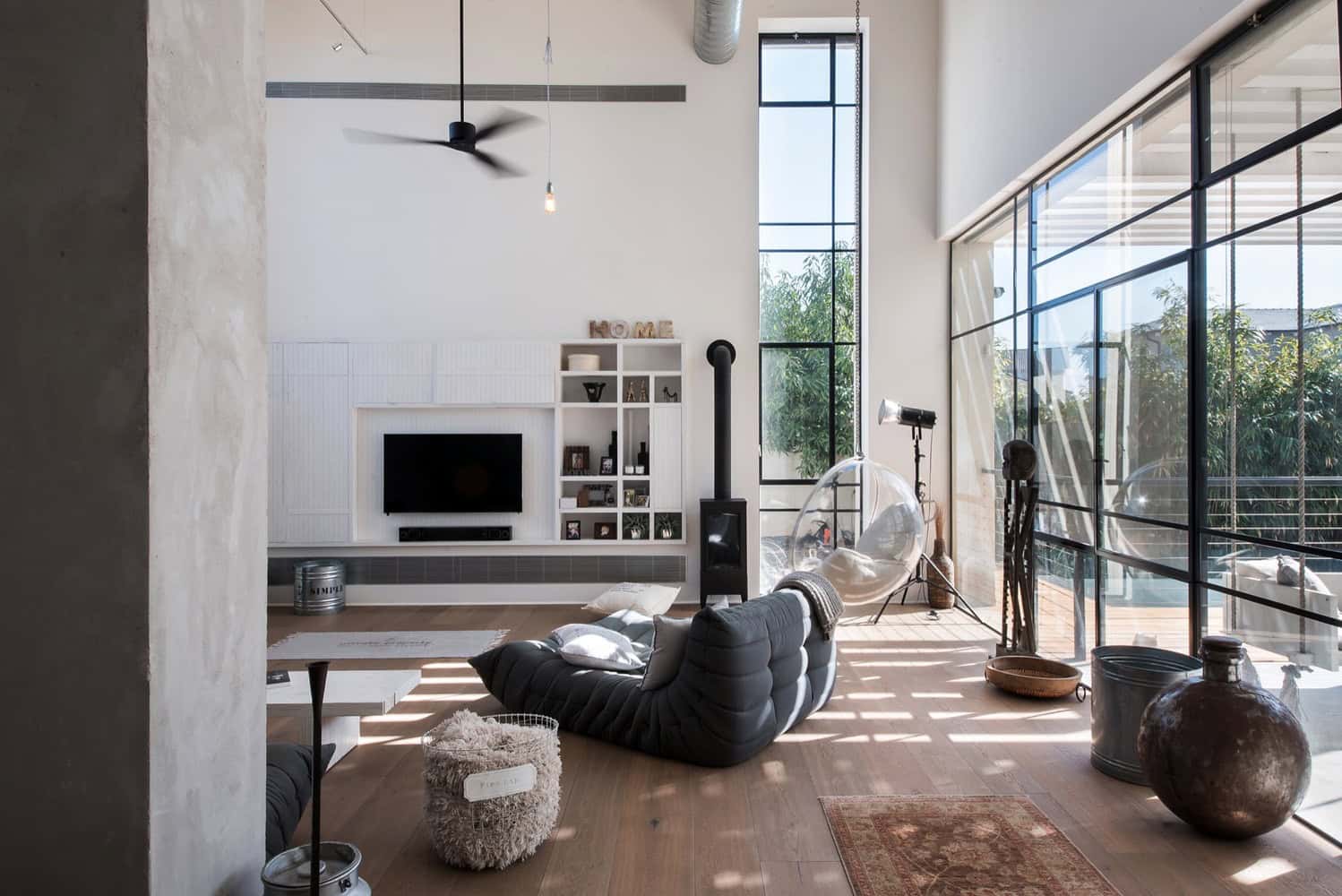 Savion Residence by Neuman Hayner Architects in Tel Aviv, Israel