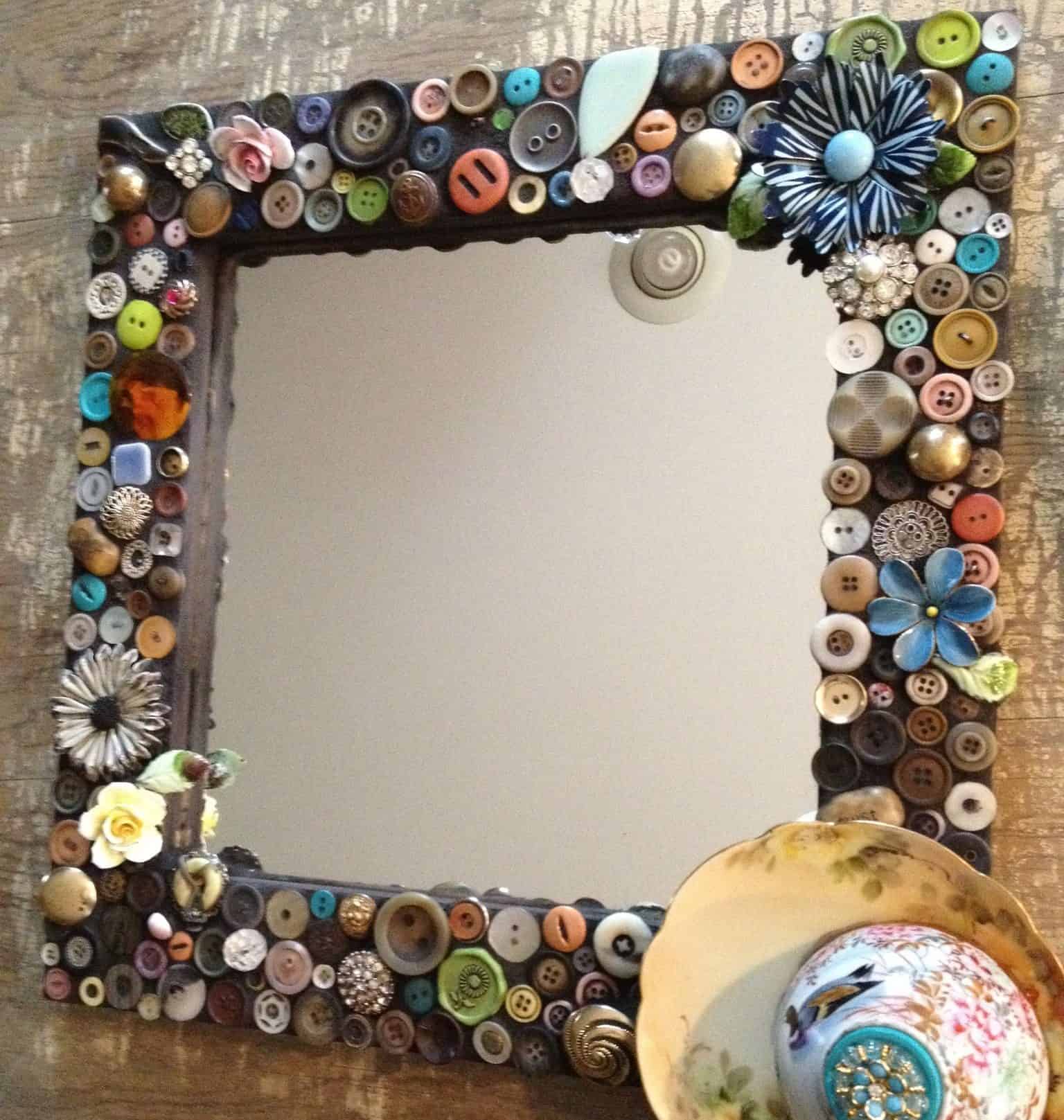 16 Really Cool DIY Mirrors That You Can Do For Free 16 Really Cool DIY Mirrors That You Can Do For Free