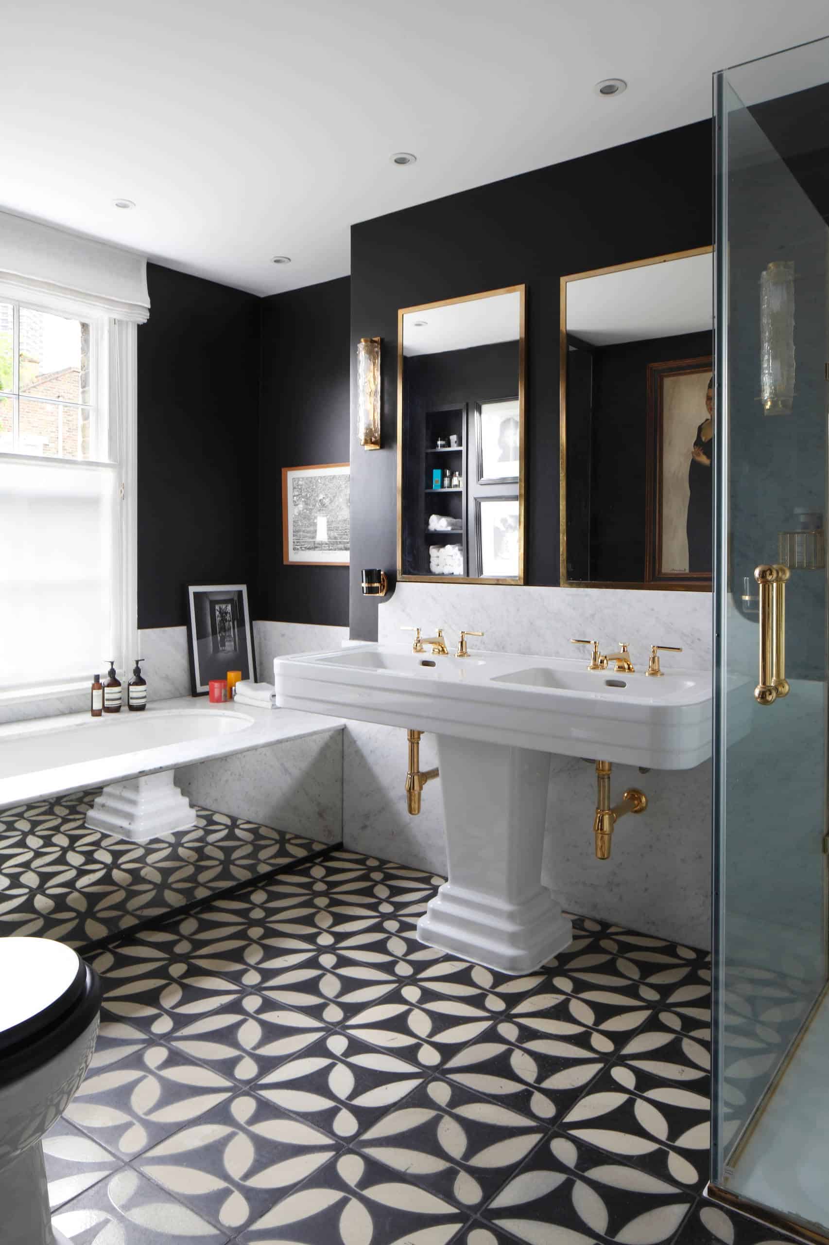 15 Stunning Eclectic Bathroom Designs That Will Inspire You 13 