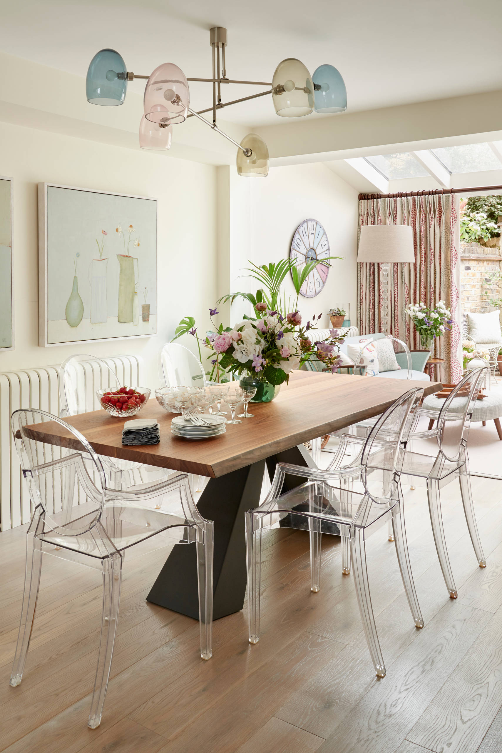 16 Amazing Eclectic Dining Room Interior Designs That Will Charm You