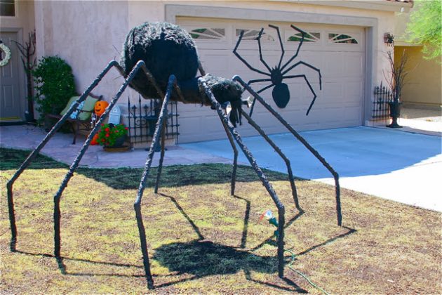 15 Creepy DIY Halloween Decorations To Decorate Your Yard