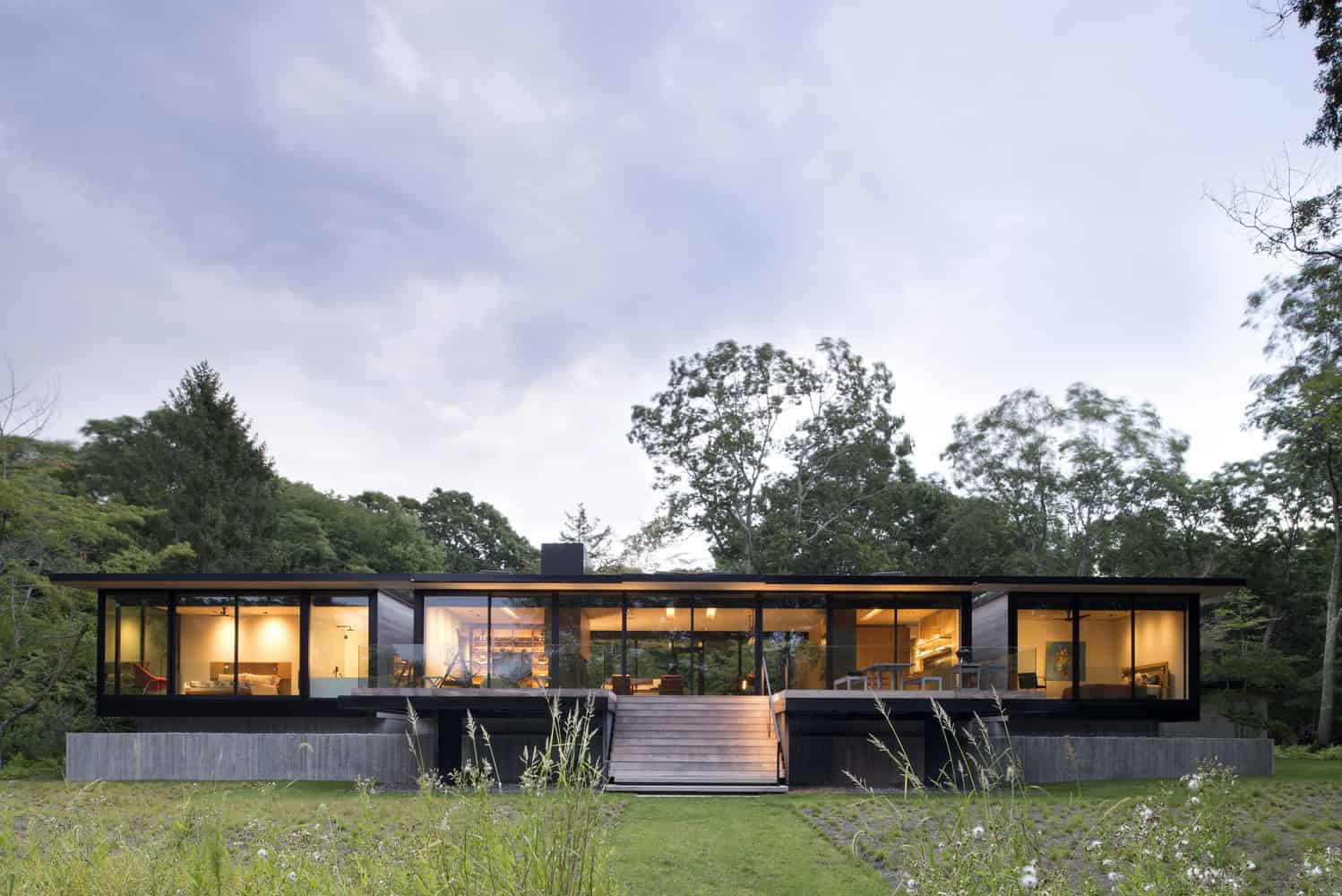 Georgica Close Residence by Bates Masi Architects in East Hampton, New York