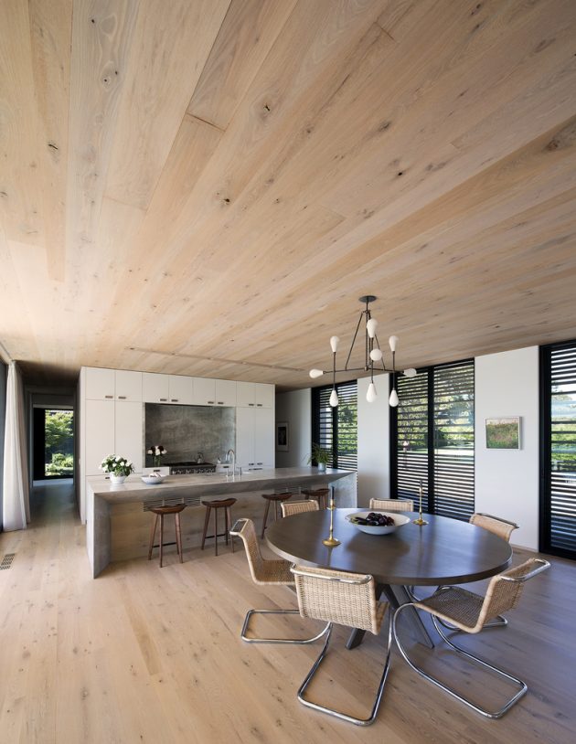 Georgica Cove Residence by Bates Masi Architects in East Hampton, New York