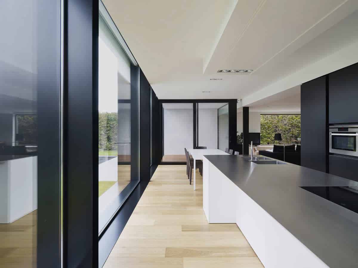 House DS by GRAUX & BAEYENS Architecten in Destelbergen, Belgium