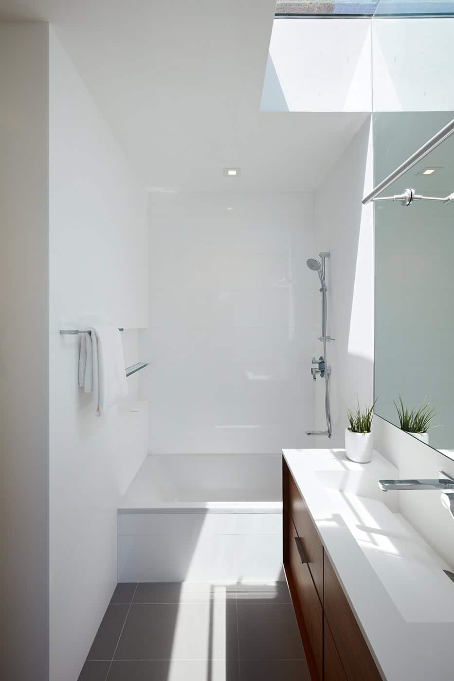 Los Altos New Residence by Klopf Architecture: A Contemporary Take on Mid-Century Modern Living in Silicon Valley Los Altos New Residence by Klopf Architecture: A Contemporary Take on Mid-Century Modern Living in Silicon Valley