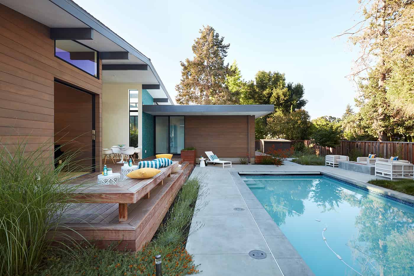 Los Altos New Residence by Klopf Architecture: A Contemporary Take on Mid-Century Modern Living in Silicon Valley Los Altos New Residence by Klopf Architecture: A Contemporary Take on Mid-Century Modern Living in Silicon Valley