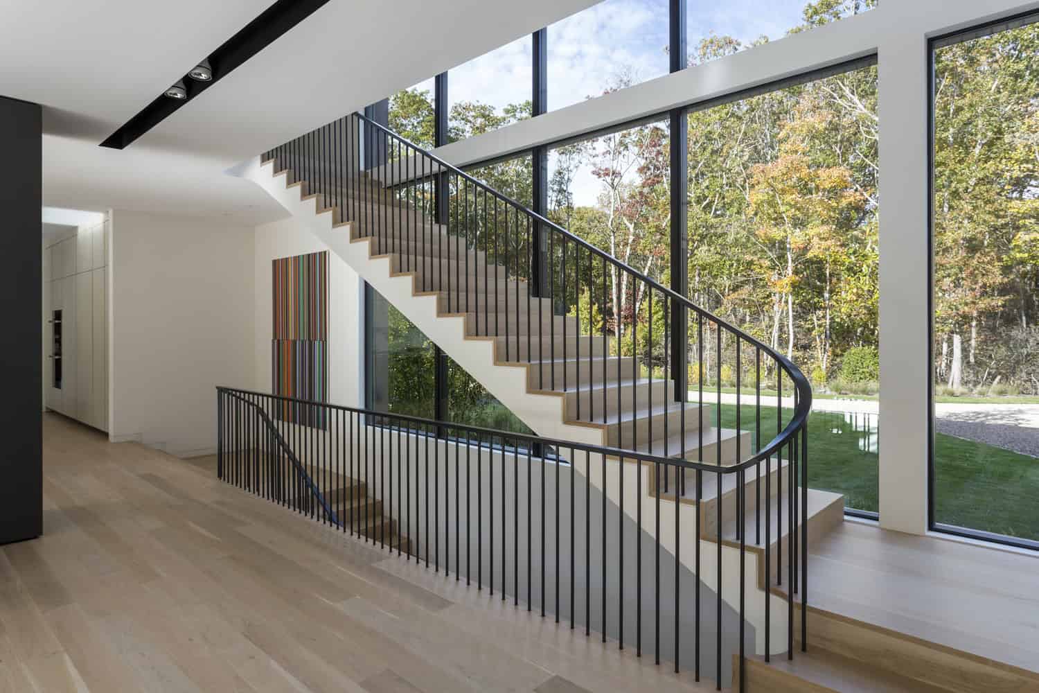 Old Sag Harbor Road by Blaze Makoid Architecture in Southampton, New York