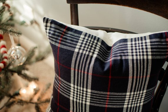 15 Cute Handmade Winter Pillow Designs Everyone Will Adore