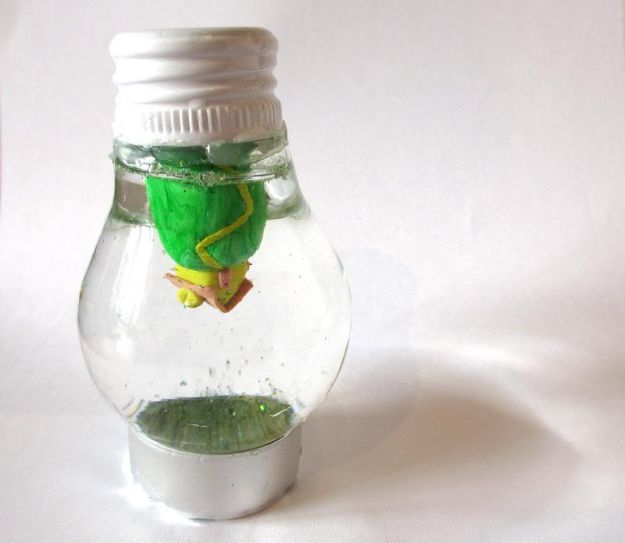 15 Whimsical DIY Snow Globe Ideas You're Gonna Craft Right Now