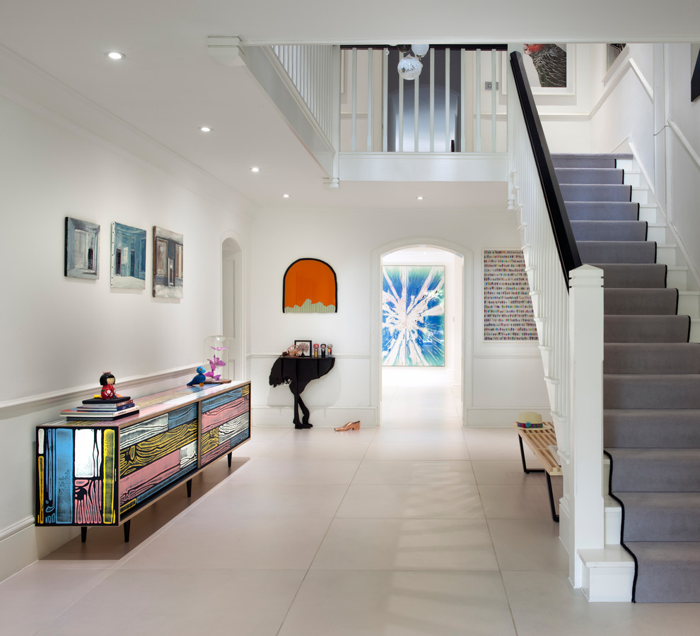 16 Expressive Eclectic Entry Hall Designs You'll Fall For