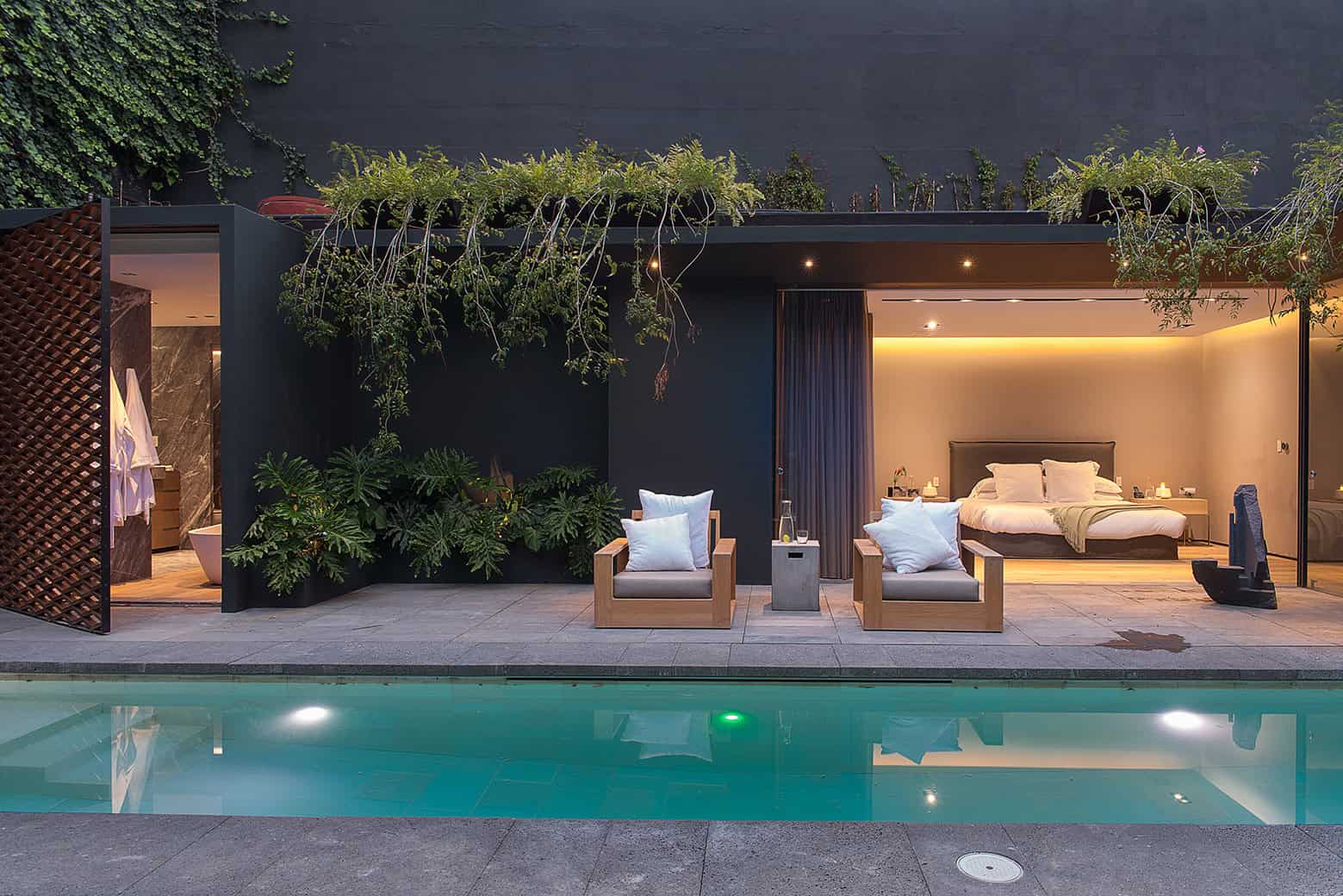 Barrancas House by EZEQUIELFARCA Arquitectura y diseno in Mexico City