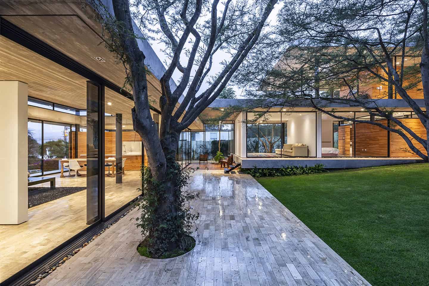 Casa Tacuri by Gabriel Rivera Arquitectos in Quito, Ecuador