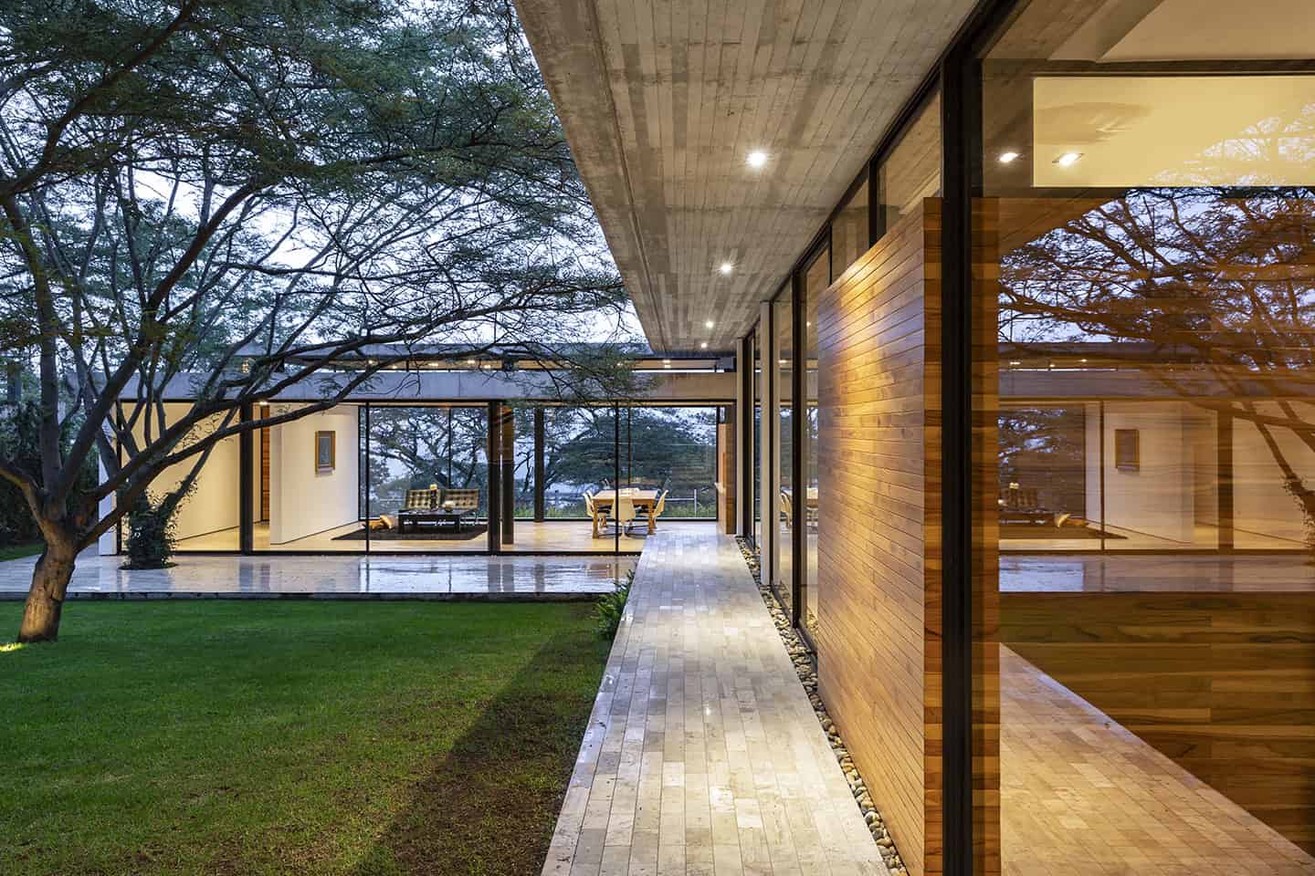 Casa Tacuri by Gabriel Rivera Arquitectos in Quito, Ecuador