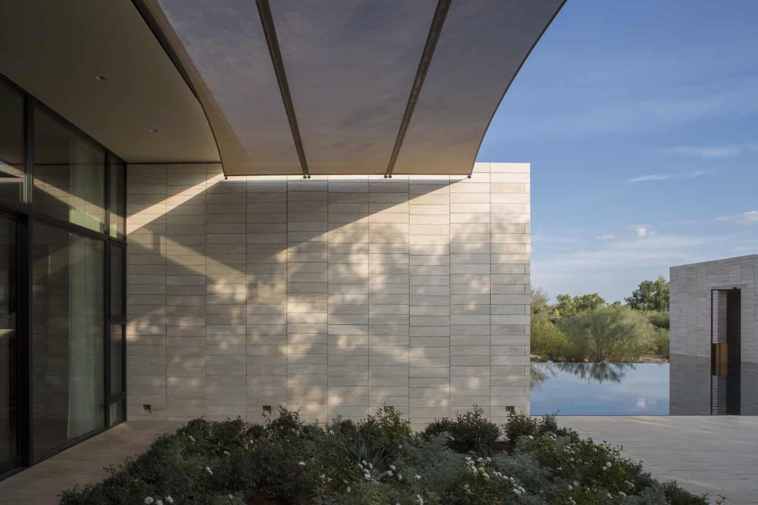 Stone Court Villa by Marwan Al Sayed Inc. in Paradise Valley, Arizona